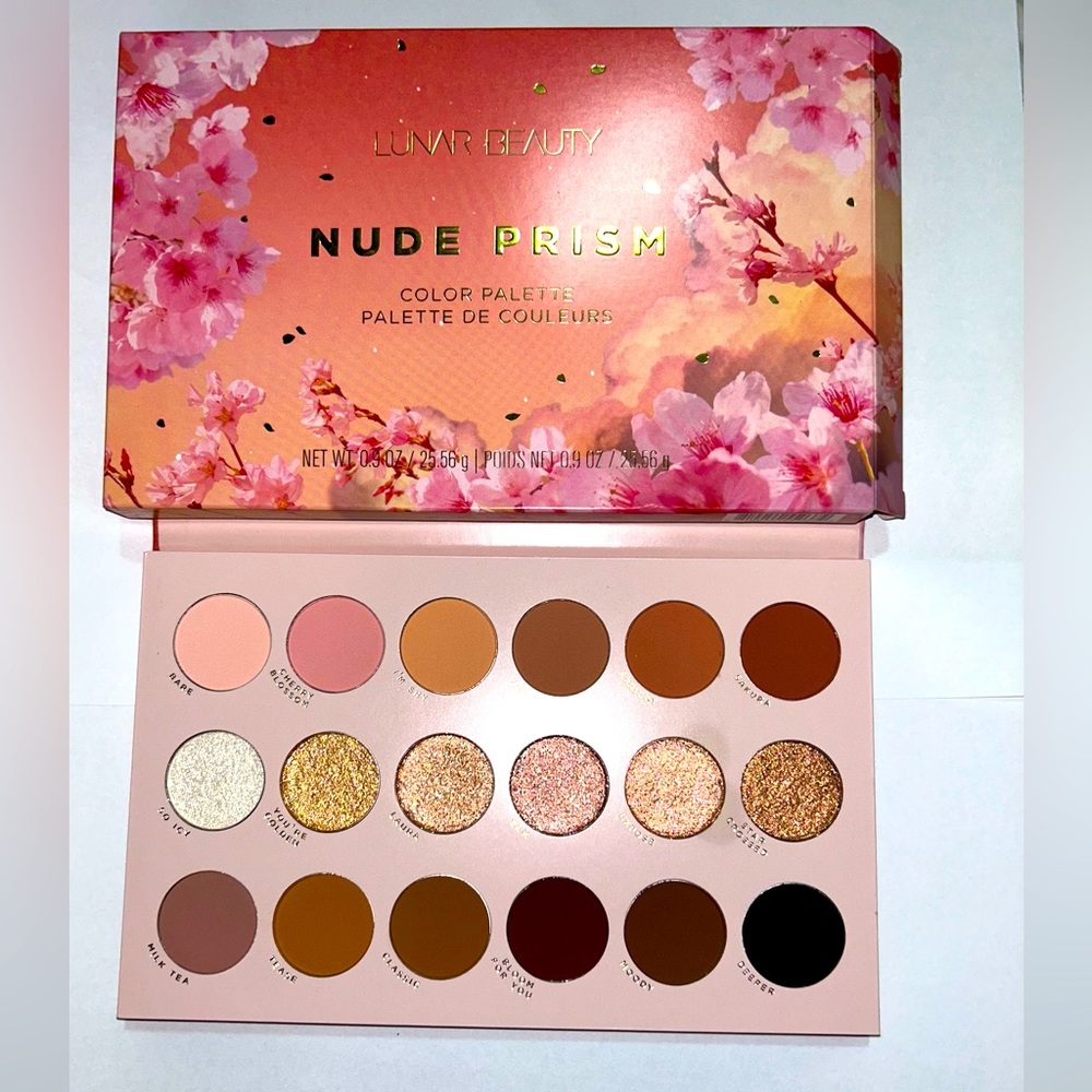 Lunar Beauty NUDE PRISM Eyeshadow Palette. 12 matte shades and 6 shimmery shades